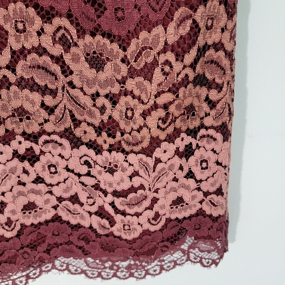 NEW TOBI Andei Burgundy Lace Shift Dress Sz S/P Short Sleeve Line Cocktail Party - Picture 9 of 12